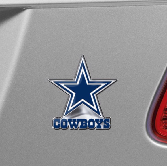 Dallas Cowboys Embossed Color Emblem - Aluminum